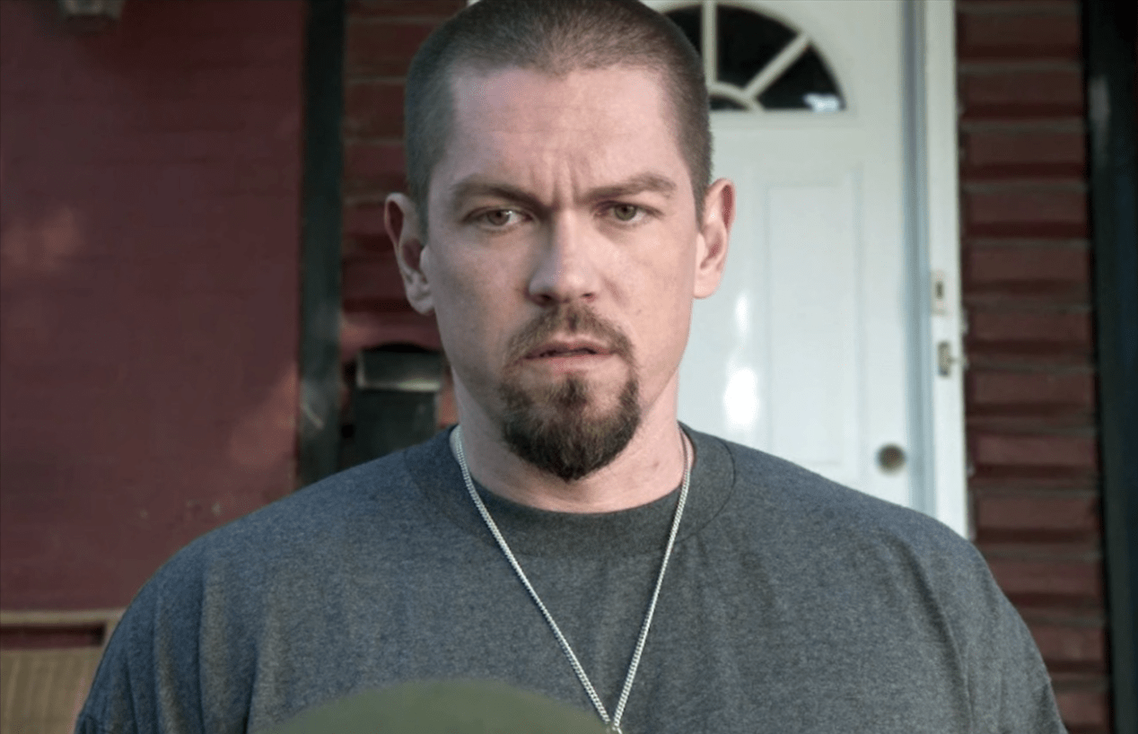 Steve Howey & Reba McEntire’s Comeback Together in Happy’s Place: Actor Insights